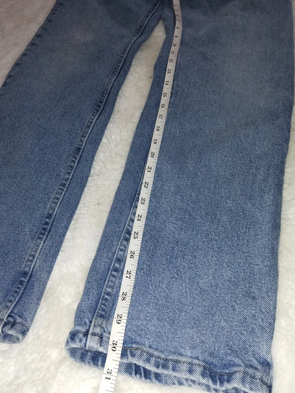 Wrangler Men’s Relaxed Fit Classic Blue Jeans